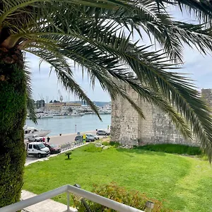 Dinka Old Town Trogir